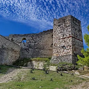Pensión Genti, Berat